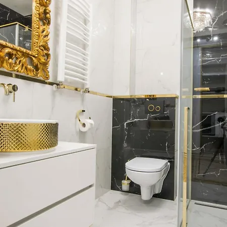 Central Apartments Goleniow Luxury Exterior photo